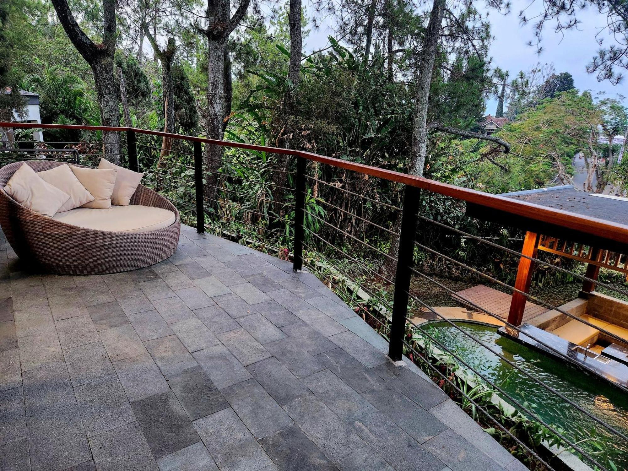Villa 4-Br Klub Bunga No 4 Batu Malang ภายนอก รูปภาพ